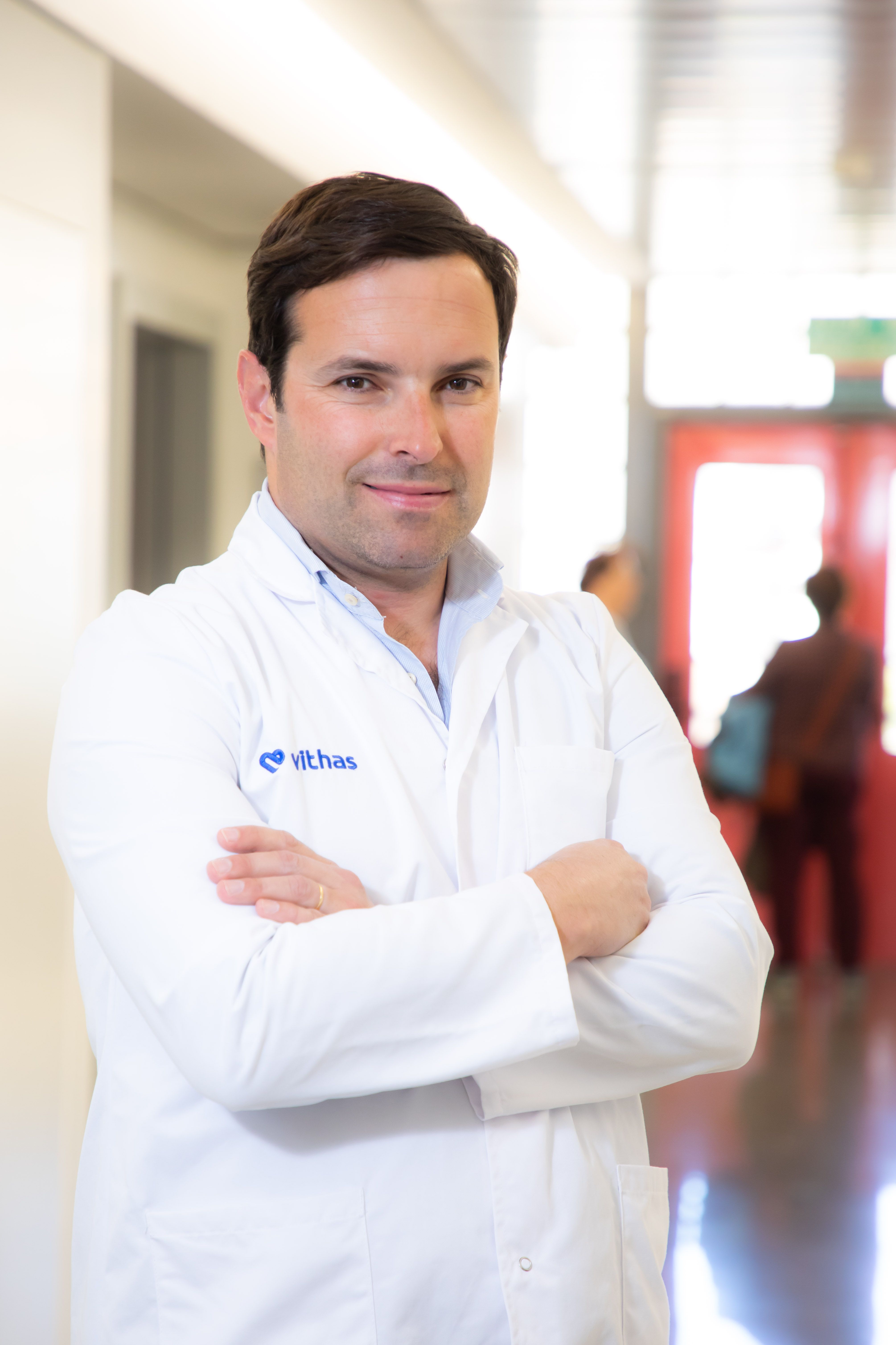 Doctor Fernando Corbi, traumatólogo del Hospital Vithas València