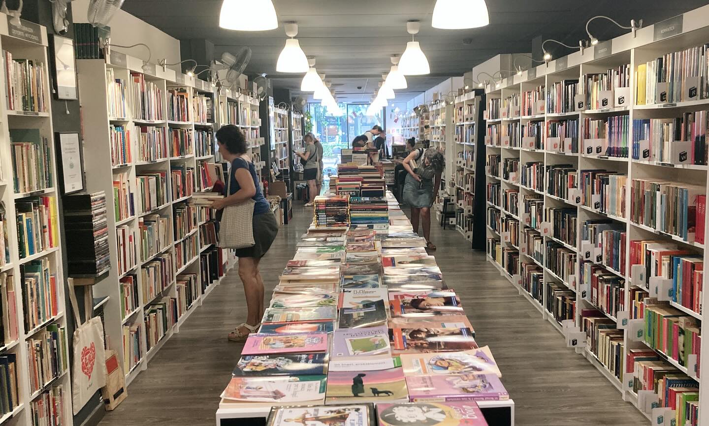Re-Read, llibreria low cost de segona mà en València - Foto: Facebook Re-Read, llibreria low cost de segona mà en València - Foto: Facebook