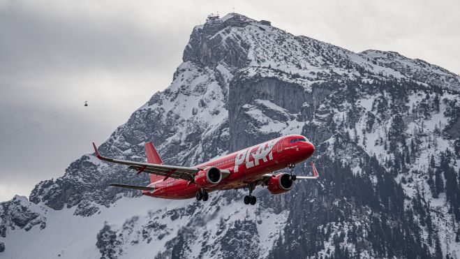 Avión PLAY Avión PLAY