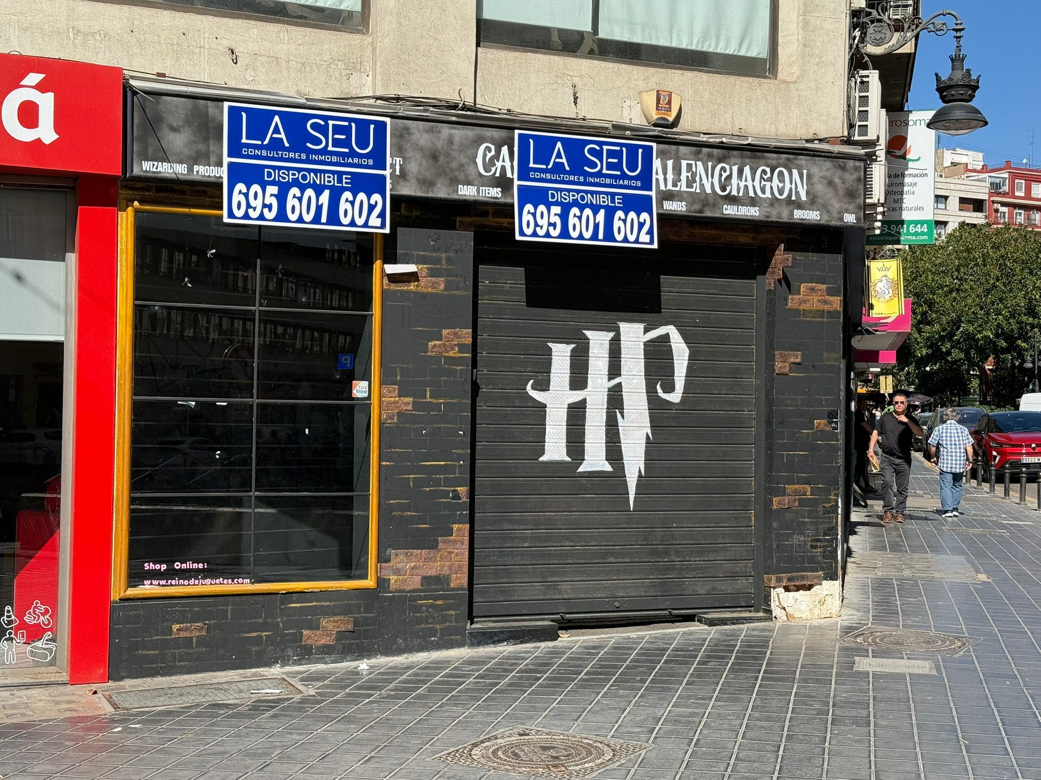 Tienda Harry Potter Valencia cerrada
