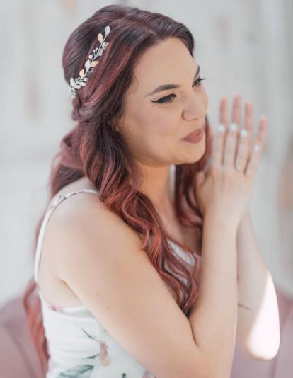 Un jove maquillada per Madalina Ghizdeanu Un jove maquillada per Madalina Ghizdeanu