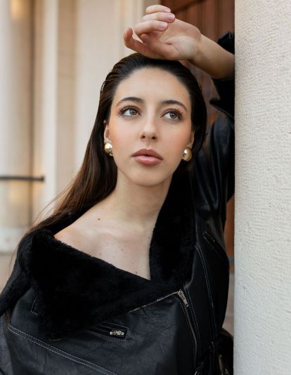 Una model maquillada per Madalina Ghizdeanu Una model maquillada per Madalina Ghizdeanu