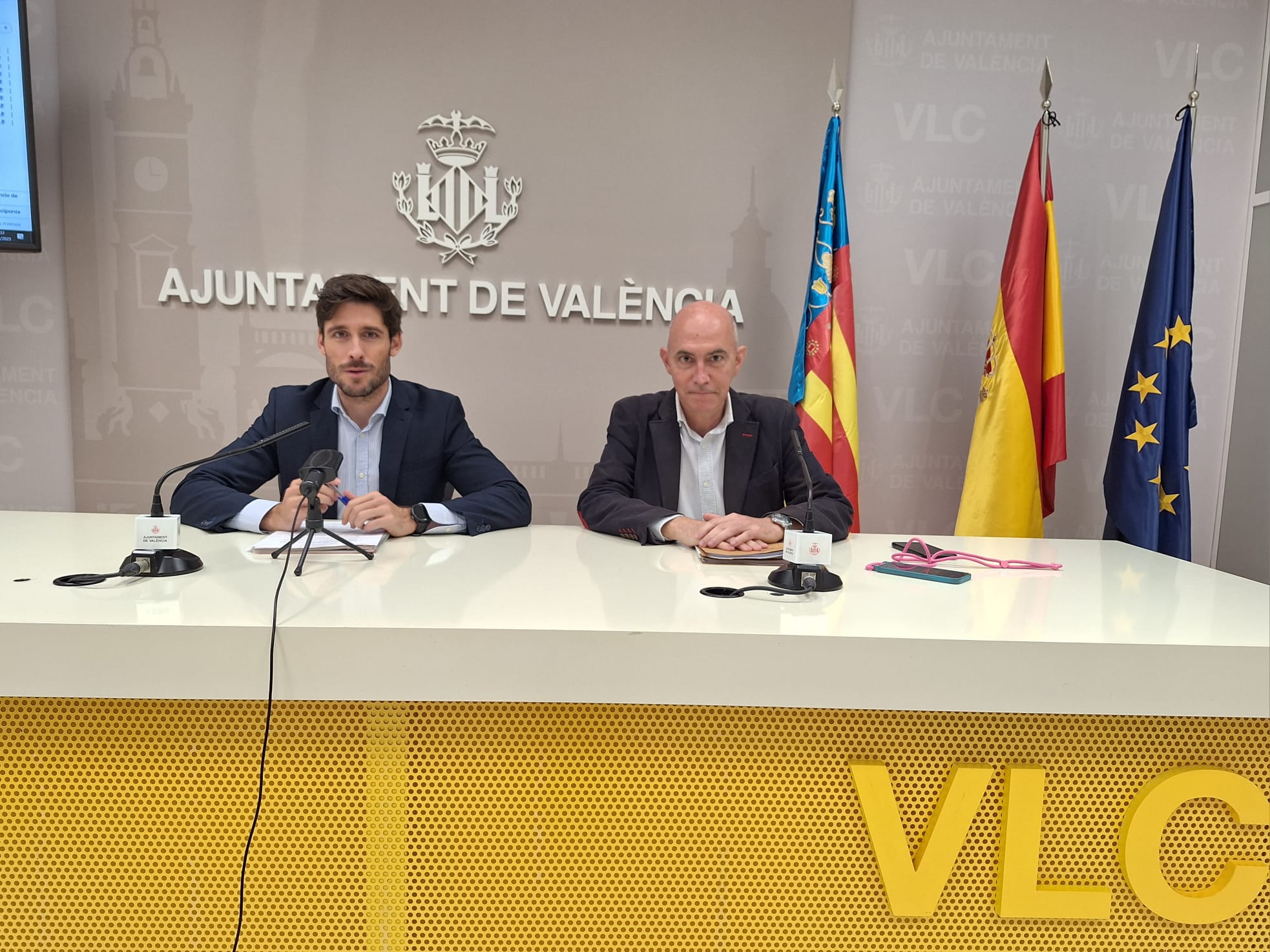 Juan Carlos Caballero i José Gosálbez en roda de premsa