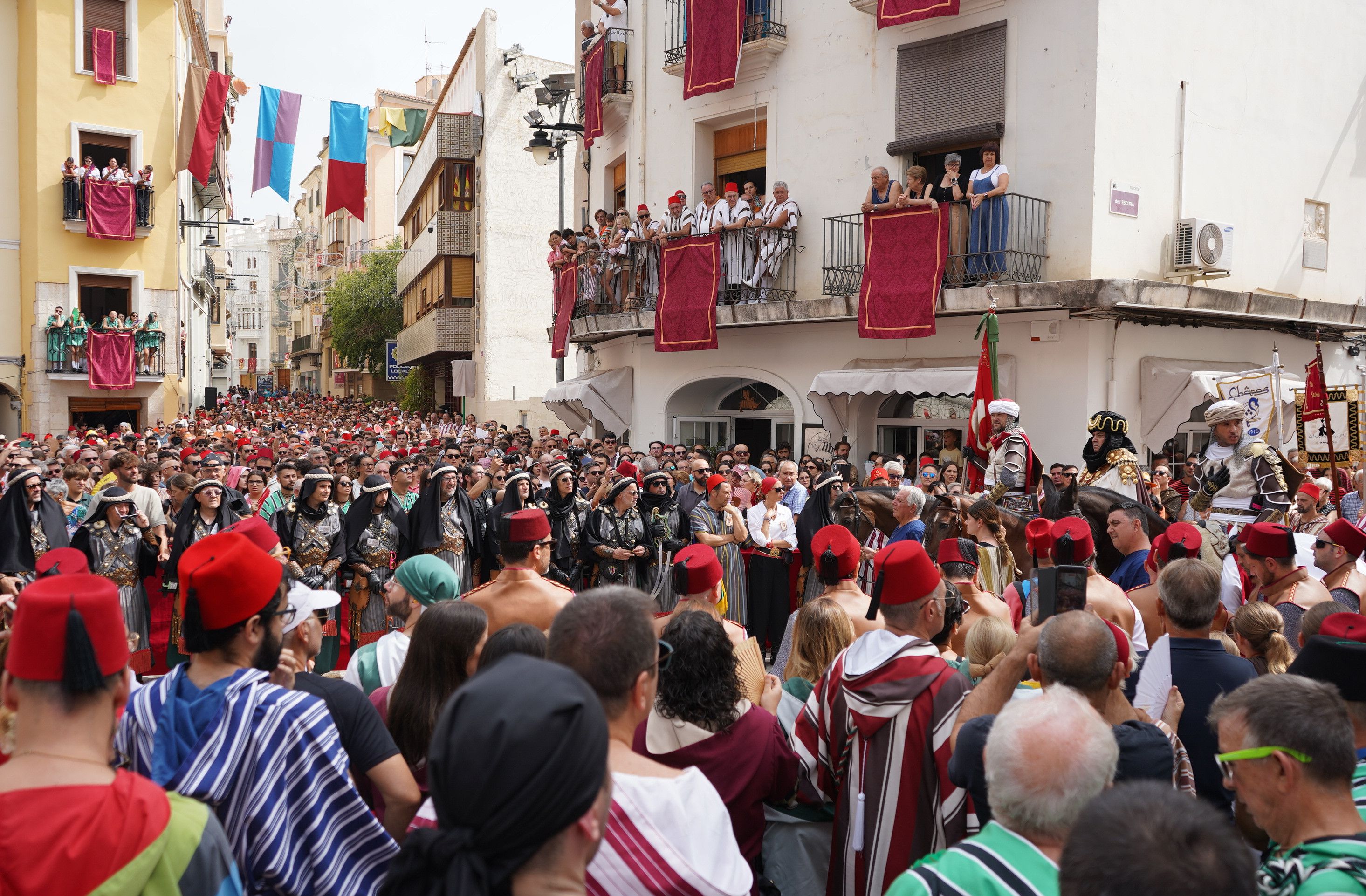 Moros y Cristianos de Ontinyent Moros y Cristianos de Ontinyent