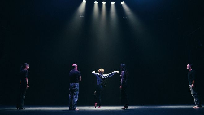 Un espectáculo en la Sala Carme Teatre Un espectáculo en la Sala Carme Teatre