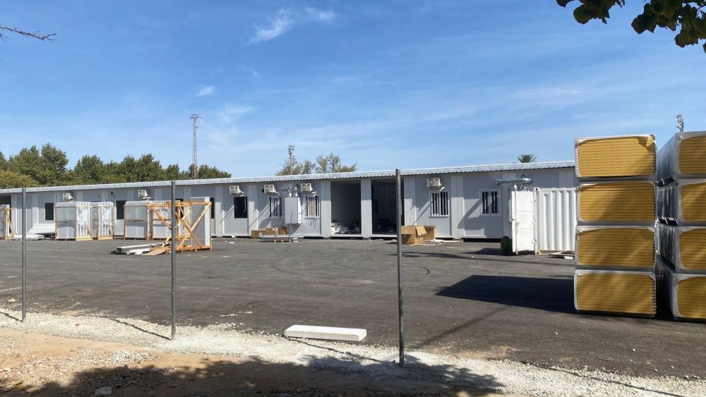 Imagen de los barracones del CEIP Lluís Vives de Massanassa (Valencia)
