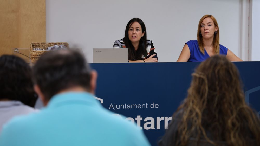 Lorena Silvent y Dolors Gimeno Lorena Silvent y Dolors Gimeno