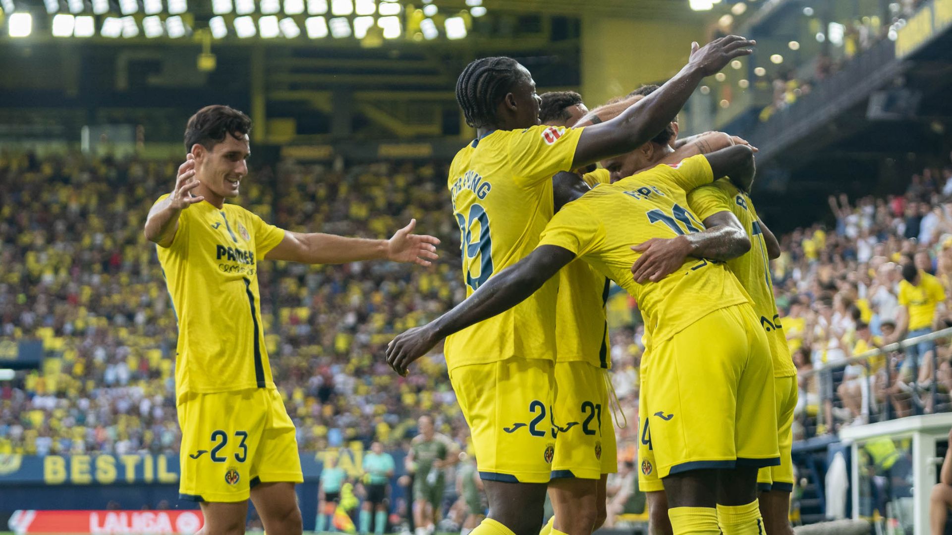 El Villarreal CF en un partit (foto Villarreal CF)
