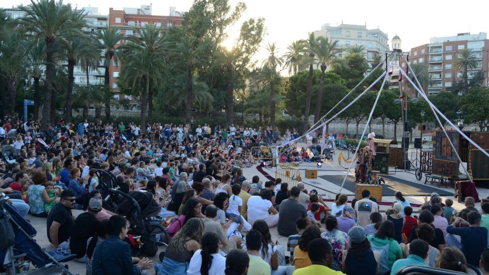 Un espectáculo en Valencirc Un espectáculo en Valencirc