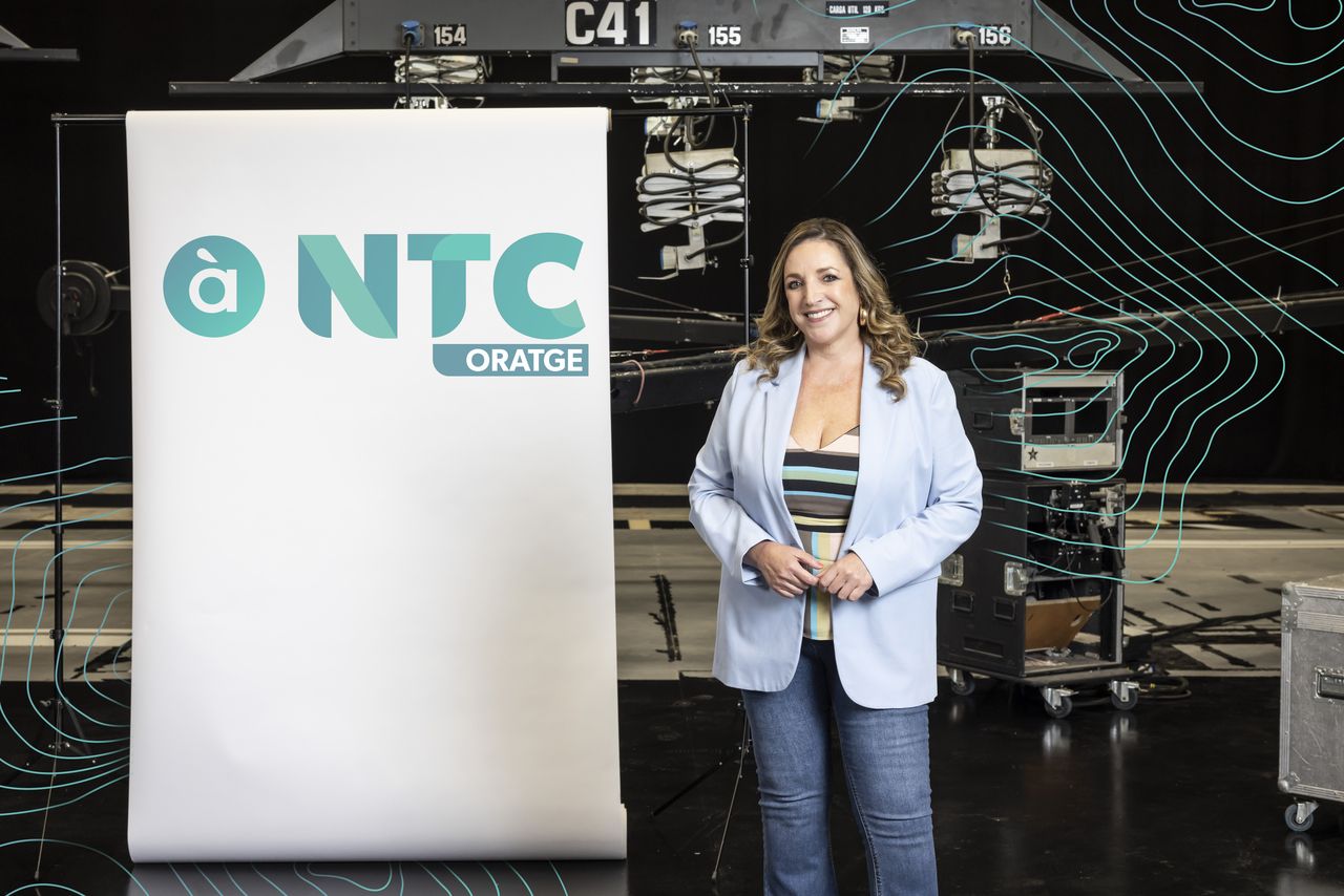 Victòria Roselló en els platos d'À Punt ®Miguel Lorenzo