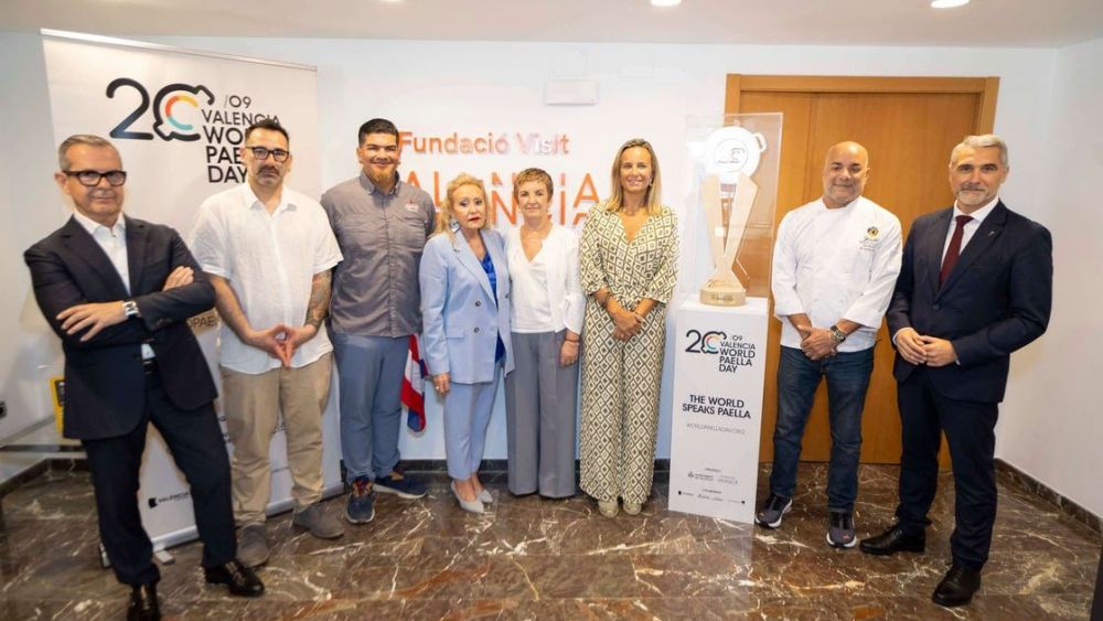 Ian Escobar y Roger Sandoval en la presentación del World Paella Day 2025