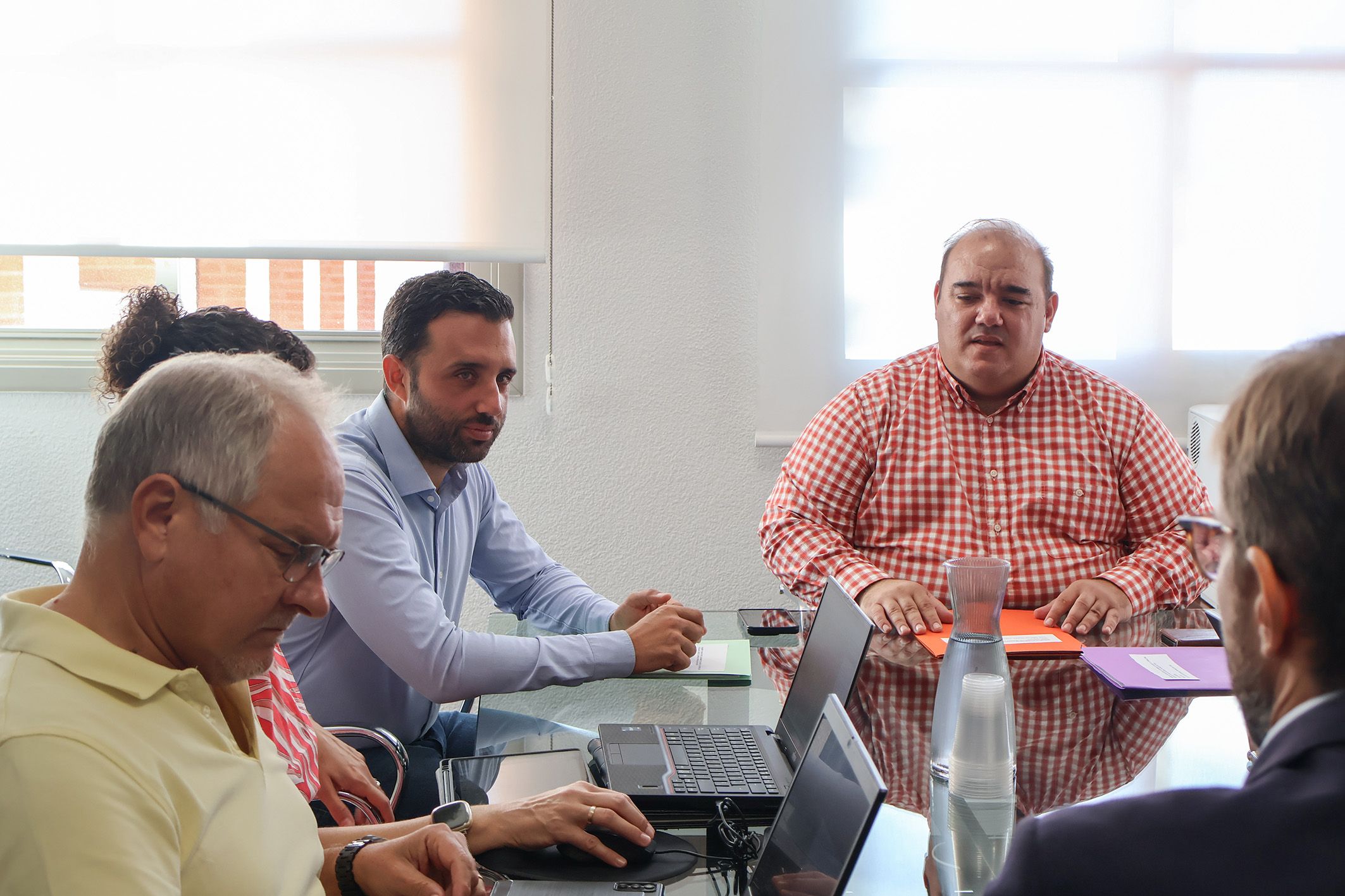 L'alcalde de Sagunt, Darío Moreno, i el regidor d'Educació, Raúl Palmero