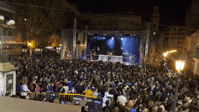 Verbena en las Fiestas de Patraix Verbena en las Fiestas de Patraix
