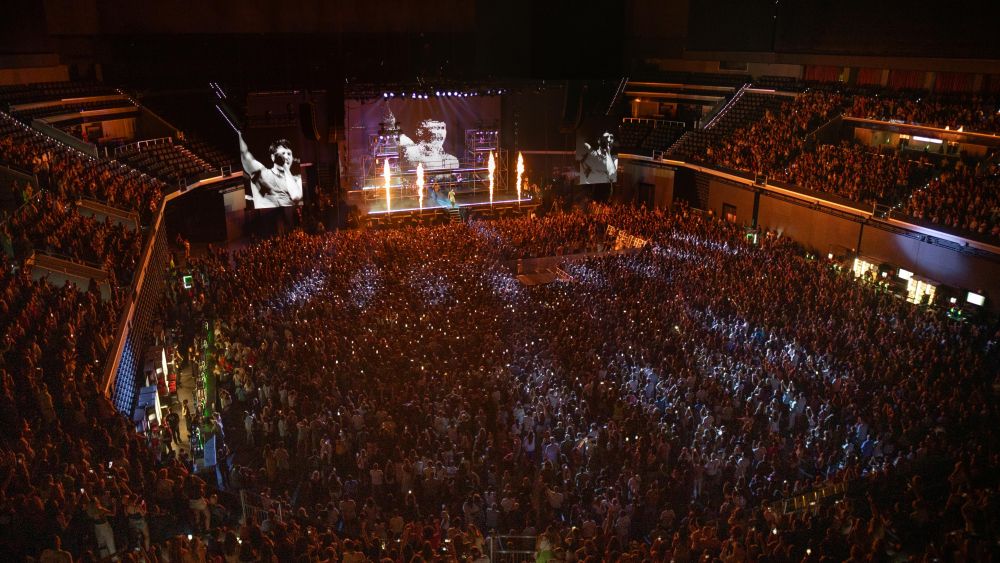 Sebastián Yatra en Roig Arena Sebastián Yatra en Roig Arena