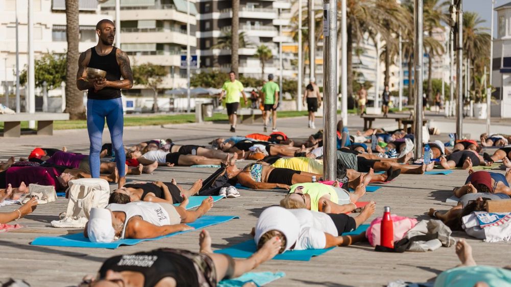 Actividades deportivas al aire libre en el paseo de Gandia Actividades deportivas al aire libre en el paseo de Gandia