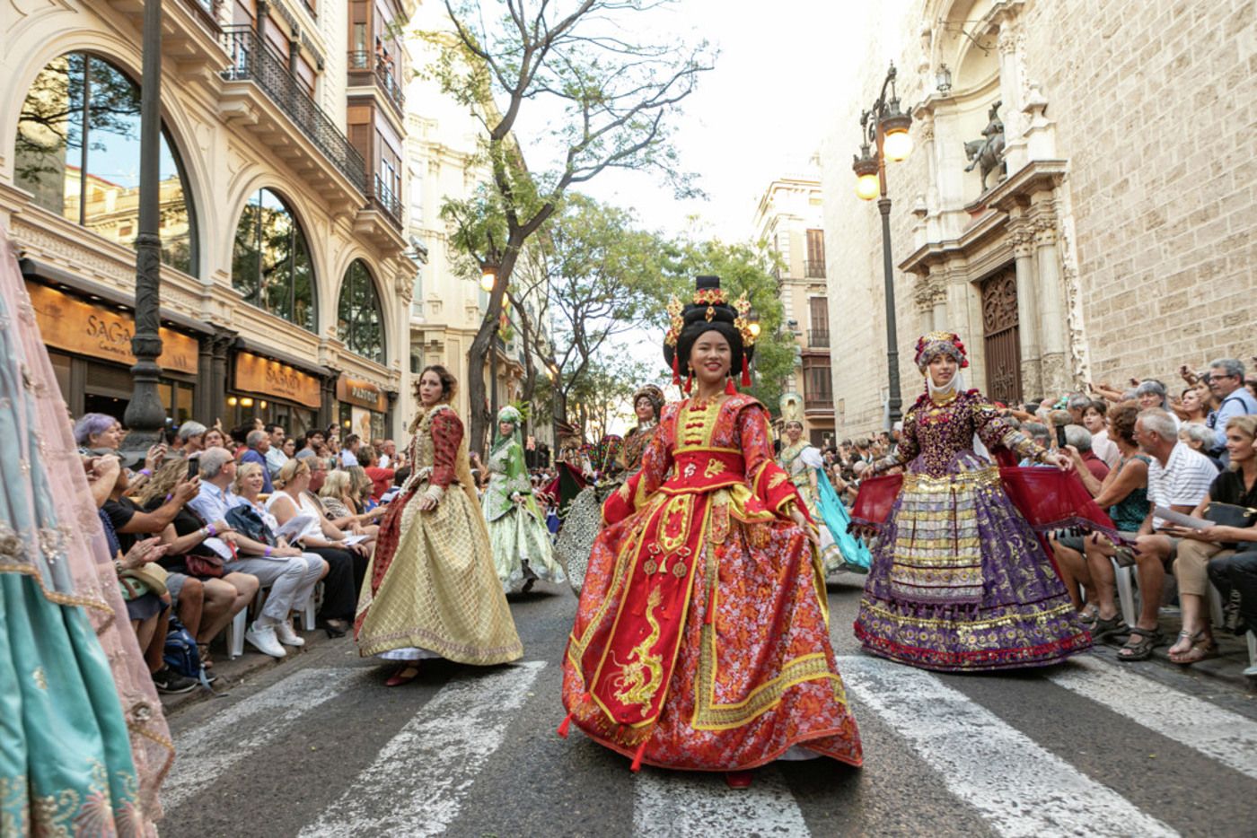 Entrada Moros y Cristianos Valencia 9 d'Octubre