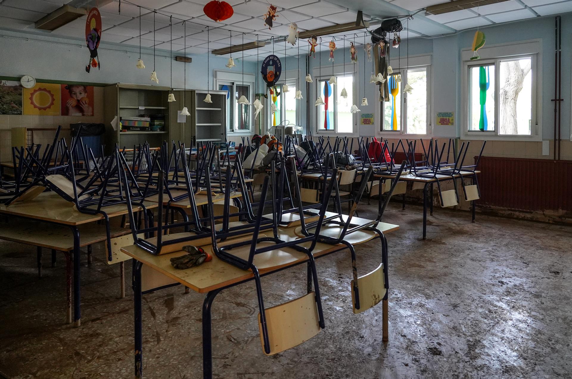 Aula d'un centre educatiu tras la DANA