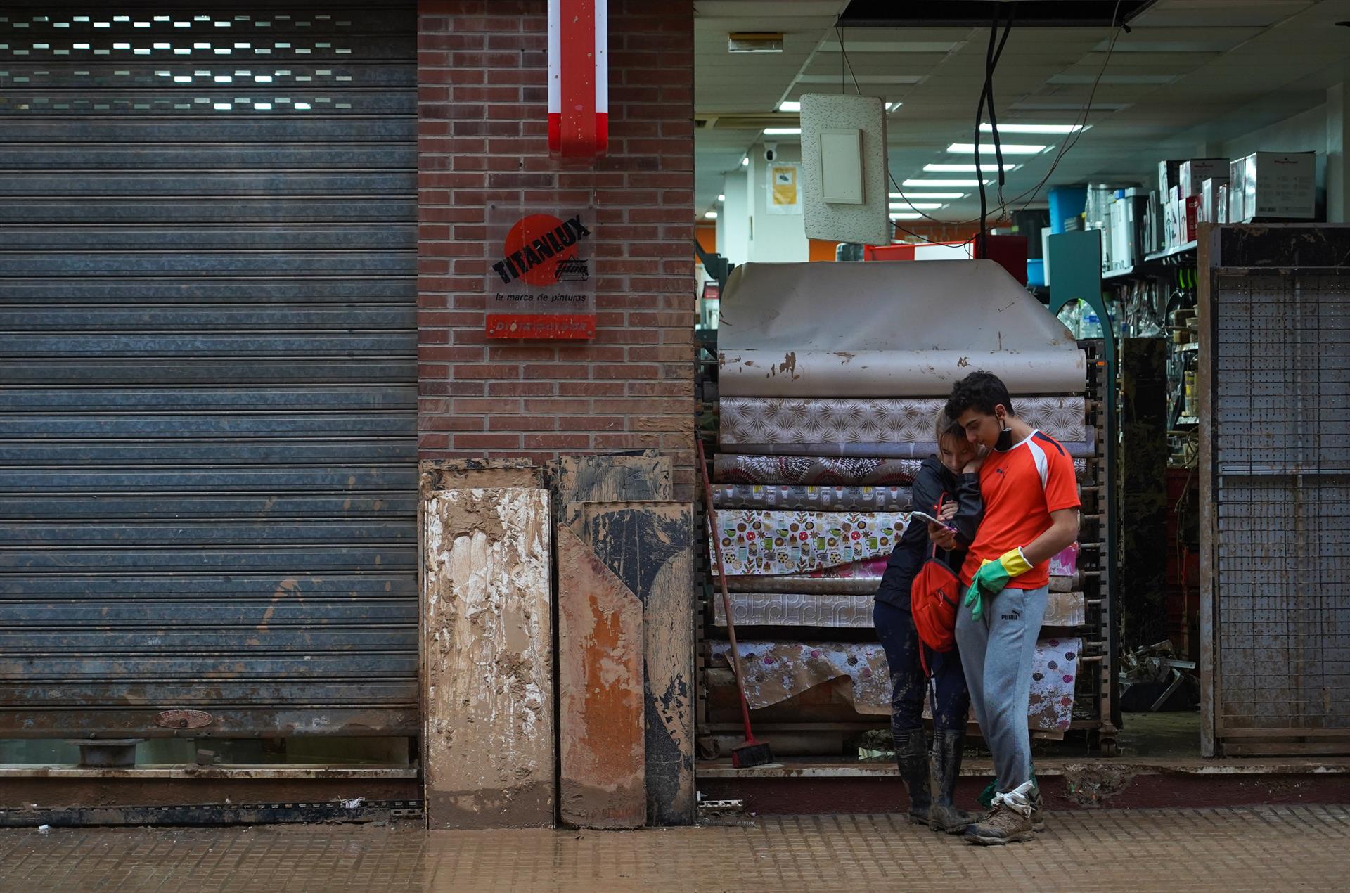 Un negocio afectado por la DANA - Foto: Europa Press
