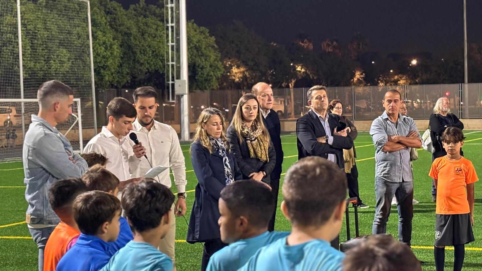 Renovació de la il·luminació del camp de futbol Sociópolis-Faitanar en La Torre 