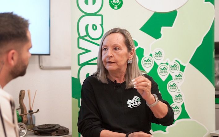Mª Carmen García Peñalver de AVAE en un moment de l' entrevista