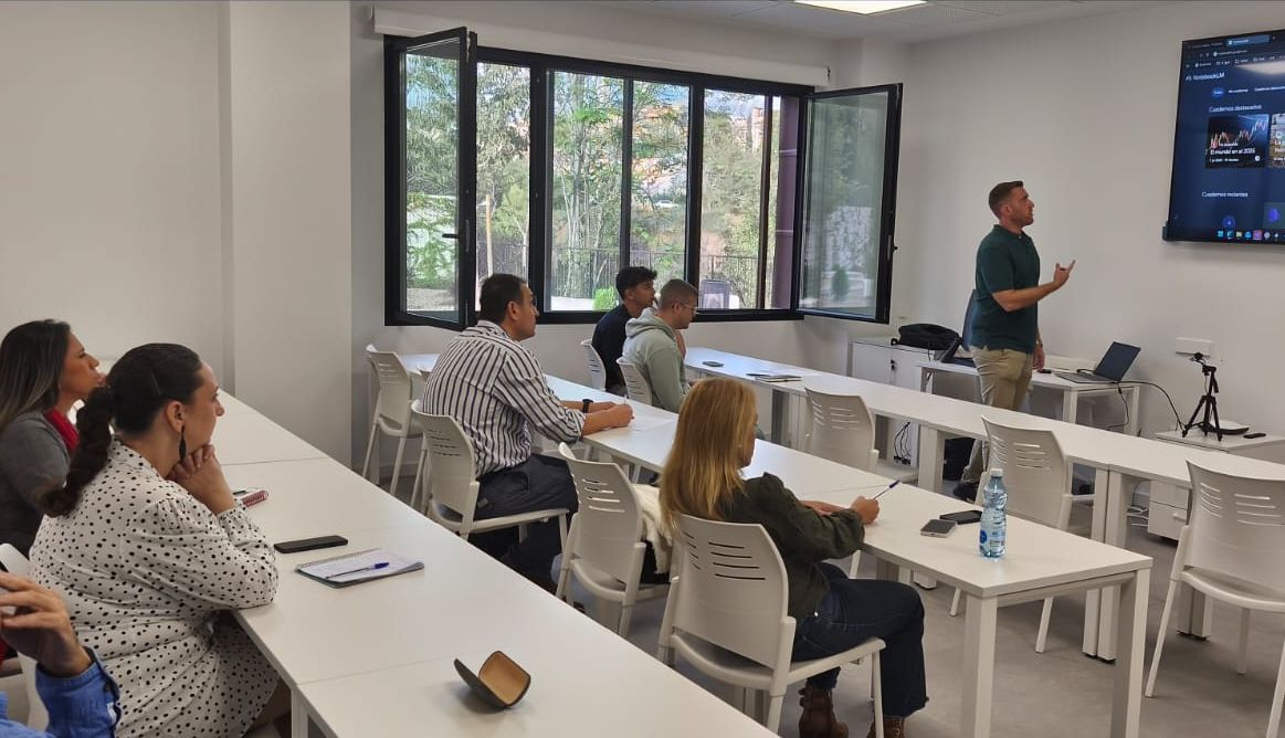 Curs de Transformació Digital amb Intel·ligència Artifical a Ontinyent