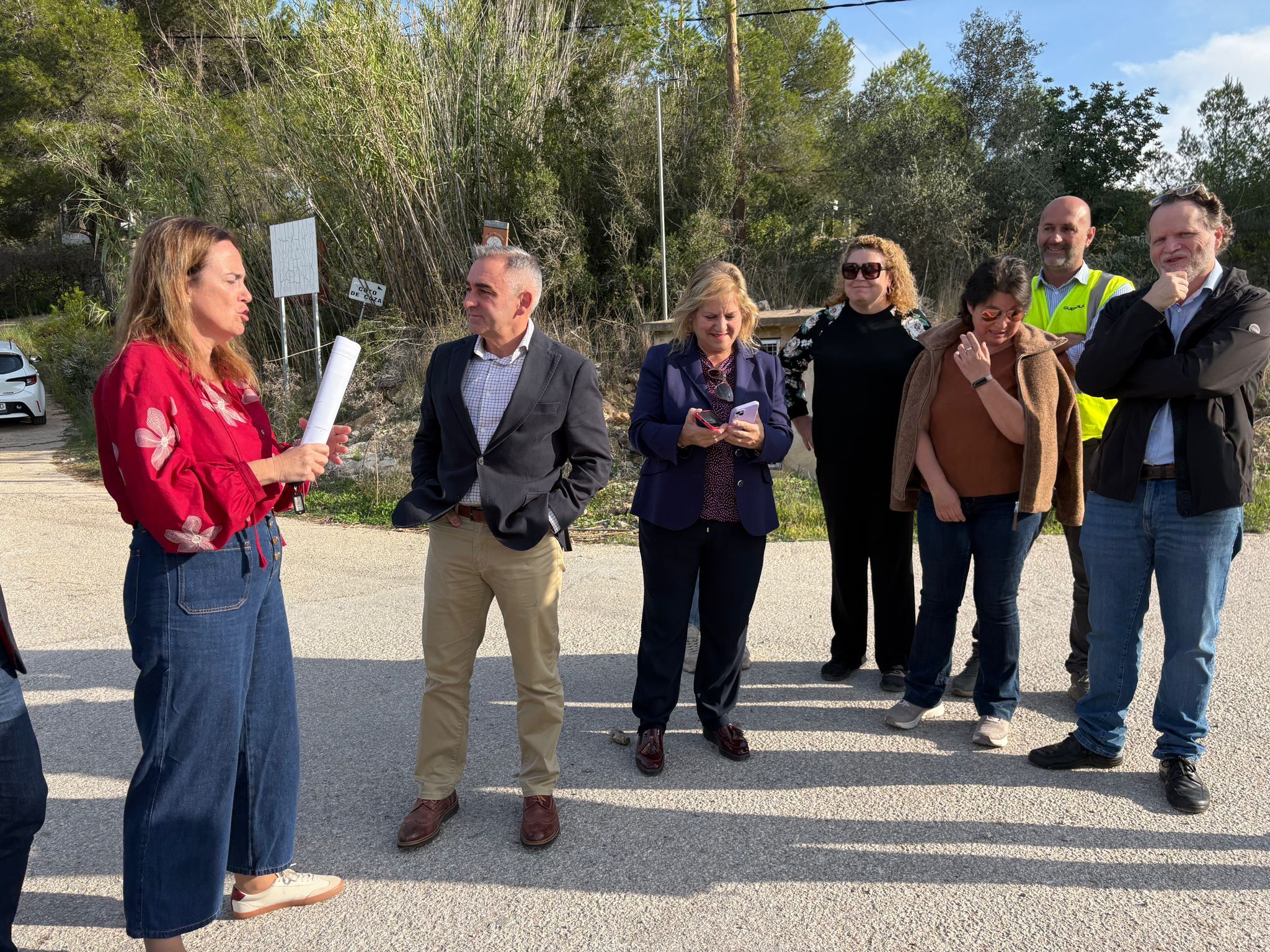 Miguel Barrachina en una visita a Llombai