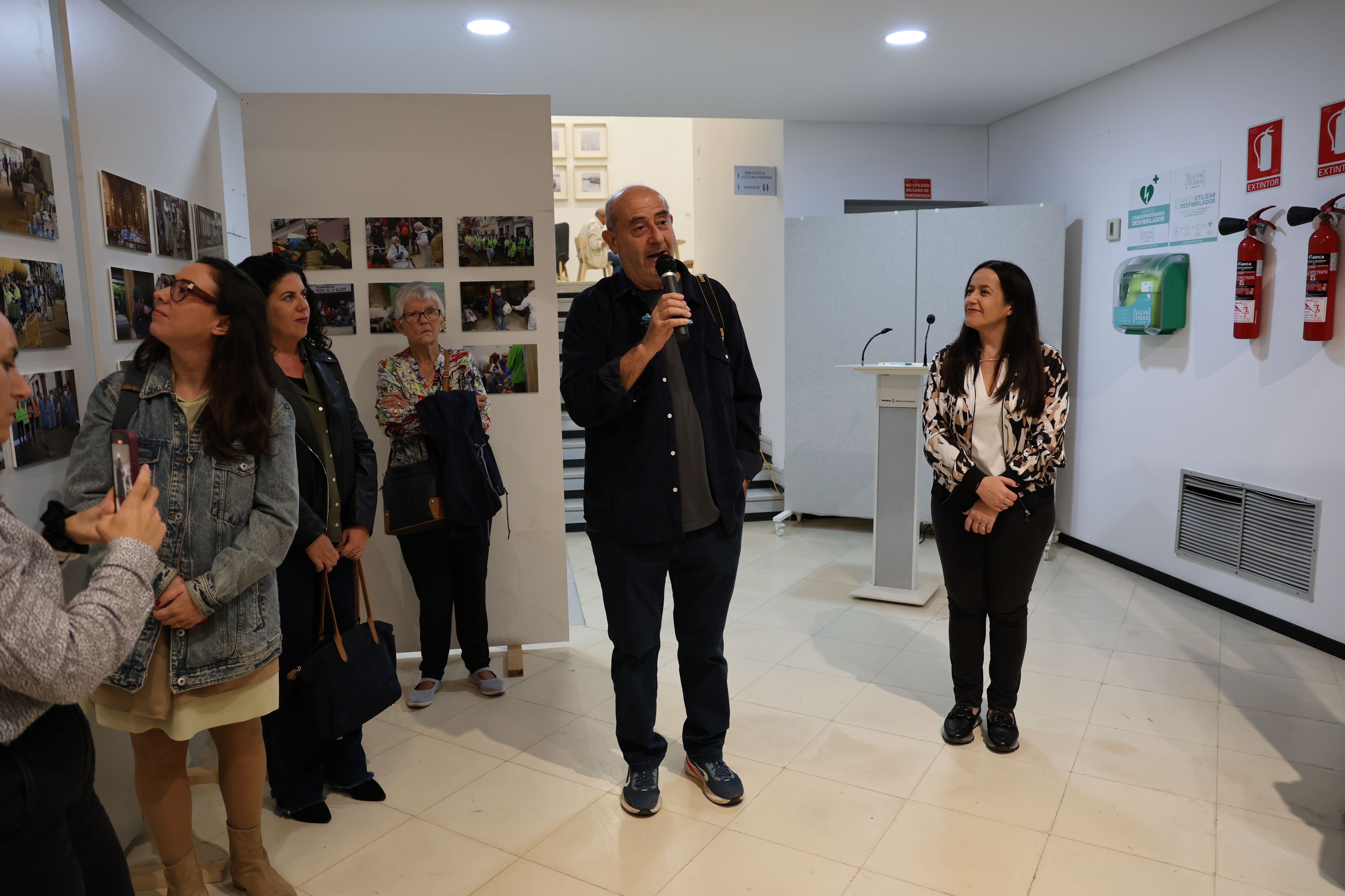 Inauguración de la exposición fotográfica “El crit del fang i la solidaritat” 
