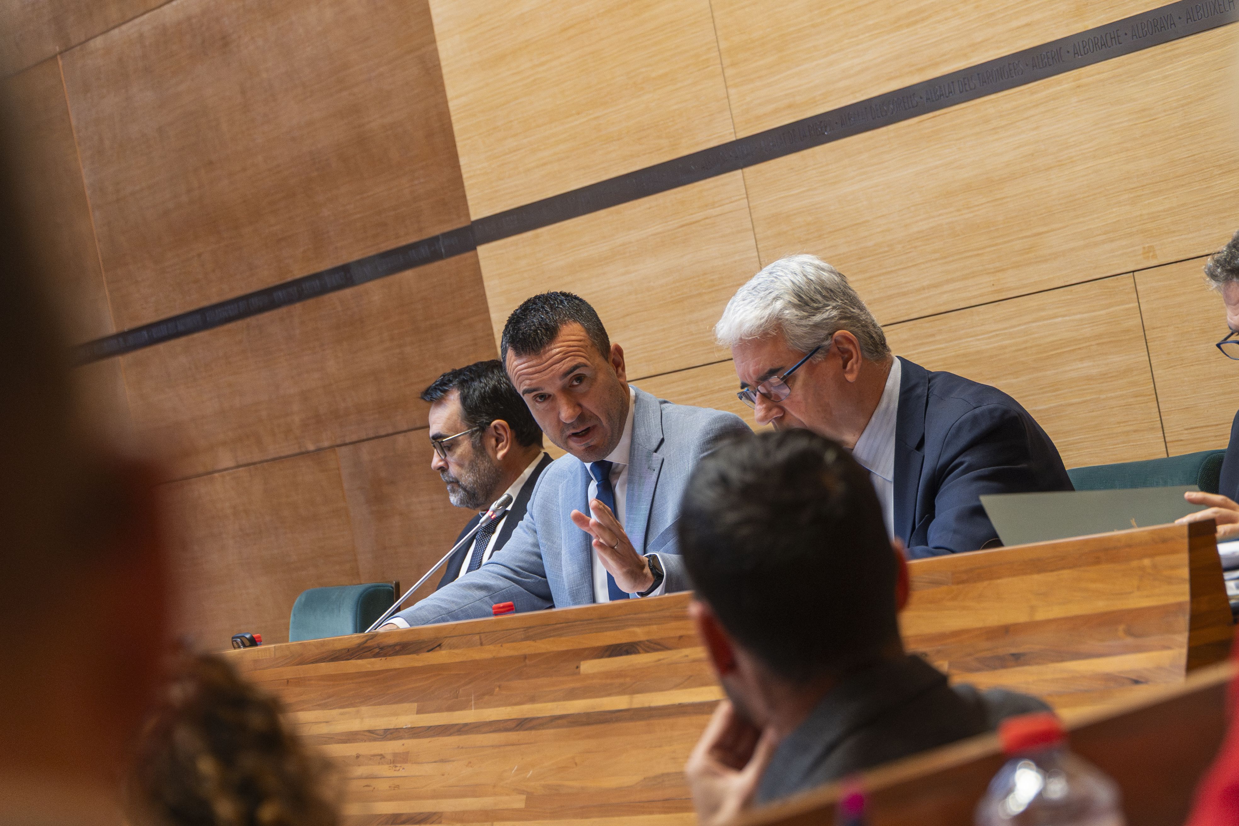 El presidente de la Diputación, Vicent Mompó, en el Pleno