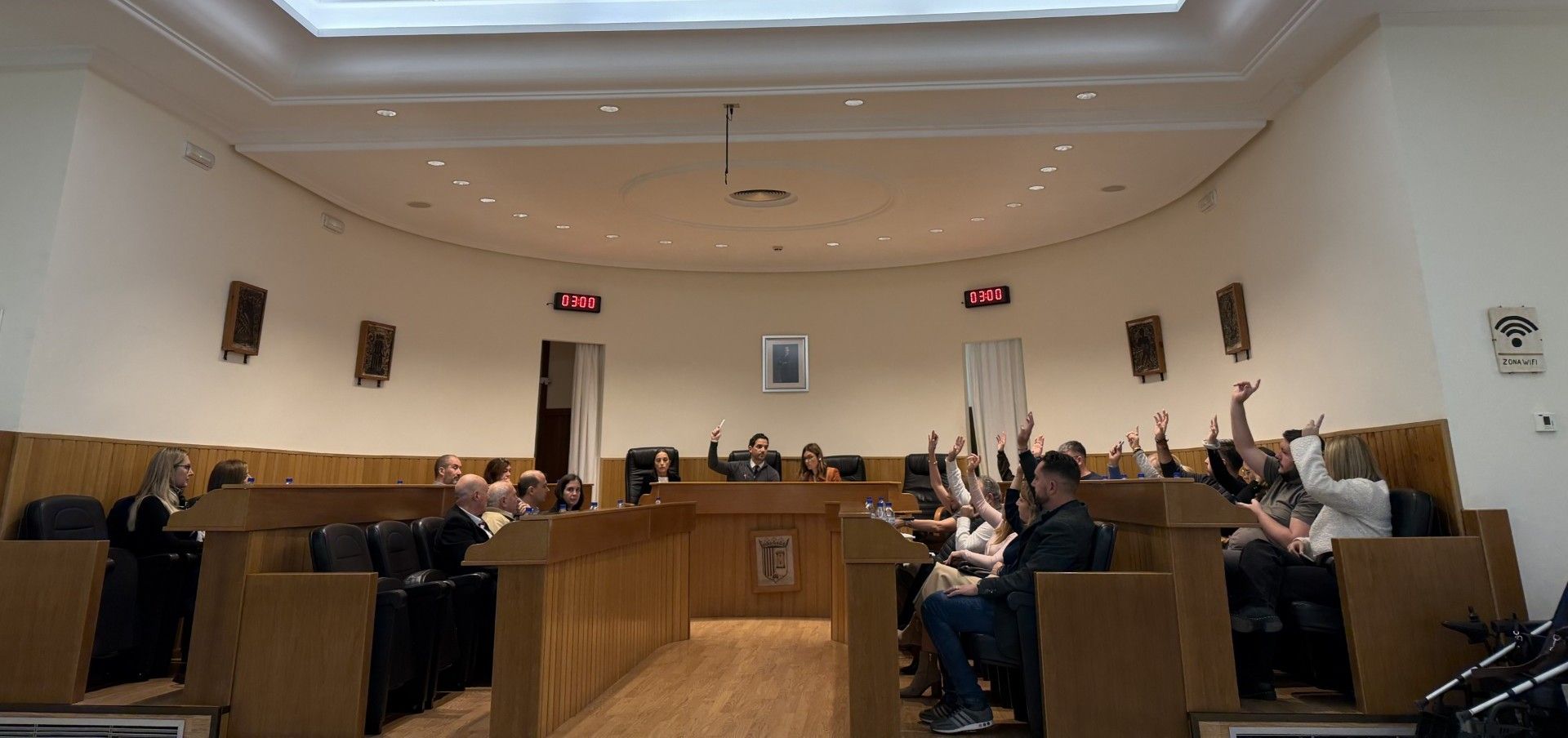 Celebración pleno extraordinario del Ayuntamiento de Paterna