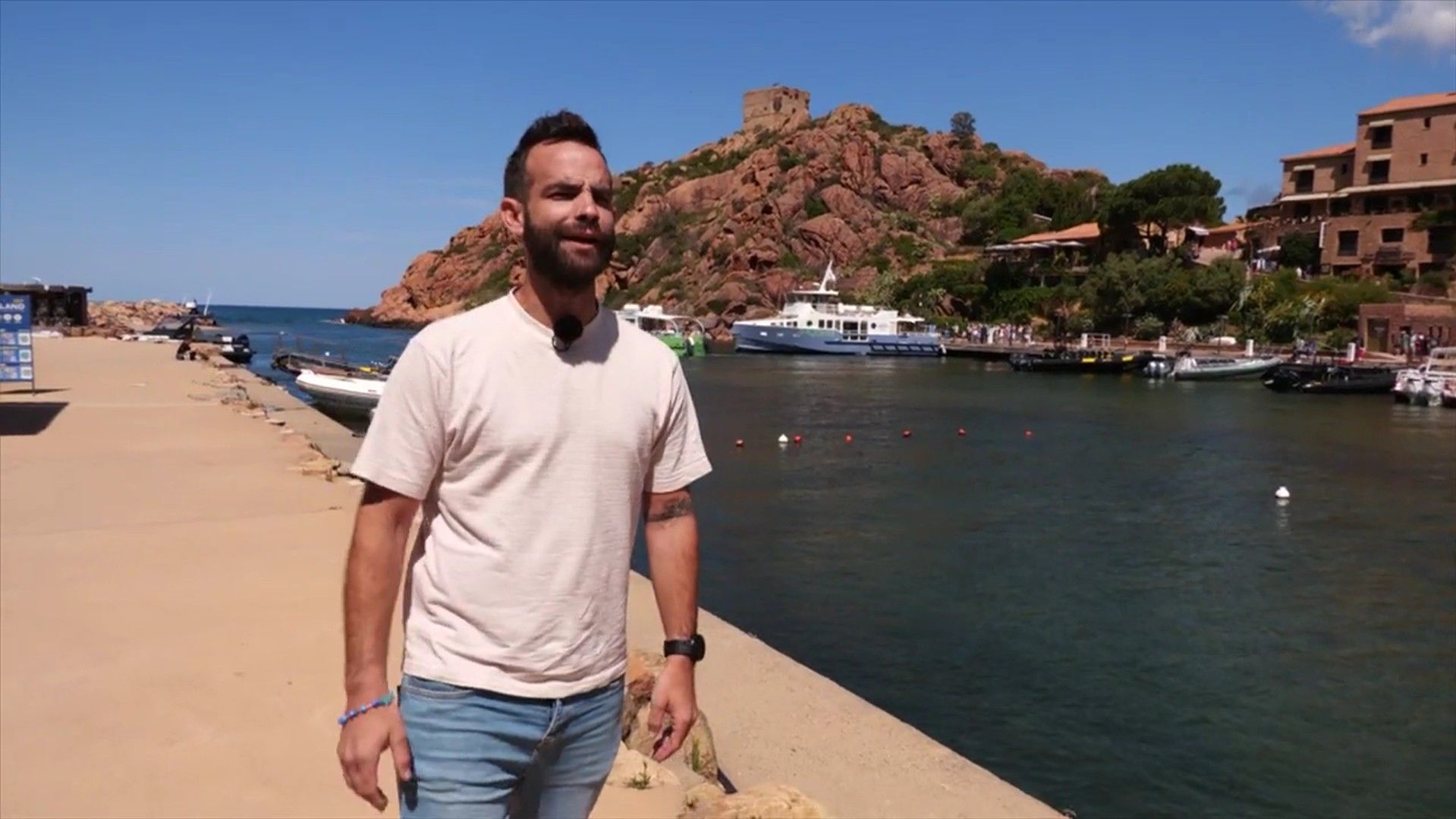 Víctor Edo d'Alcoi al programa d'À Punt, Valencians pel món Víctor Edo d'Alcoi al programa d'À Punt, Valencians pel món