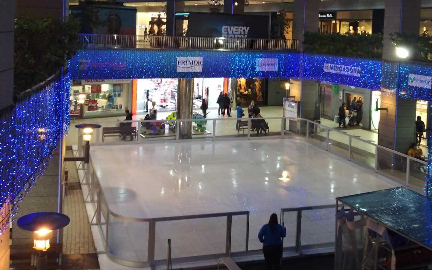 Pista de hielo de Aqua Multiespacio en Navidad