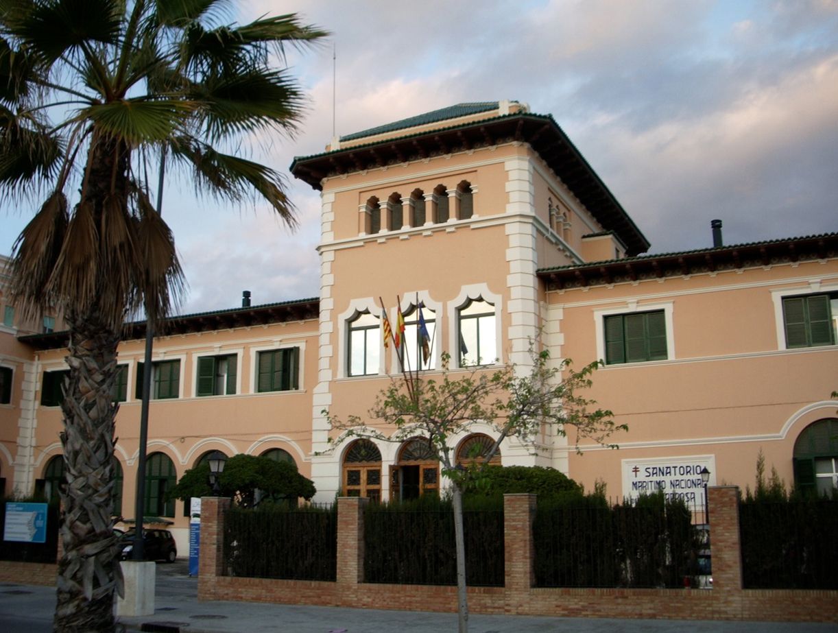 Façana de l'Hospital Malva-rosa del Clínic de València