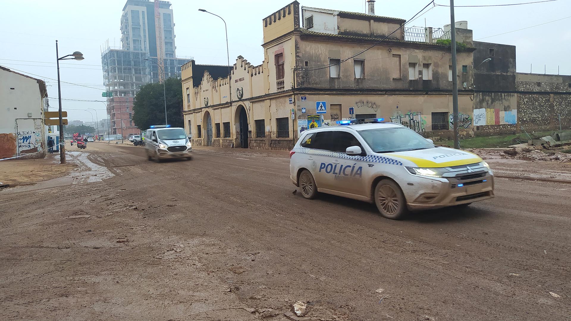 Un carrer de La Torre afectat per la DANA