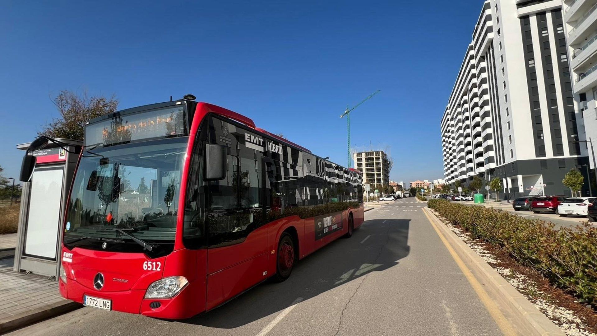 Autobús de EMT Valencia en Turianova Autobús de EMT Valencia en Turianova