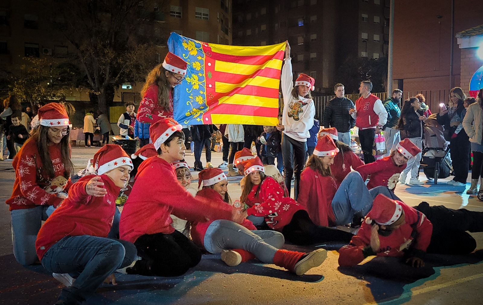 VII mercadillo solidario a beneficio de ADISTO 