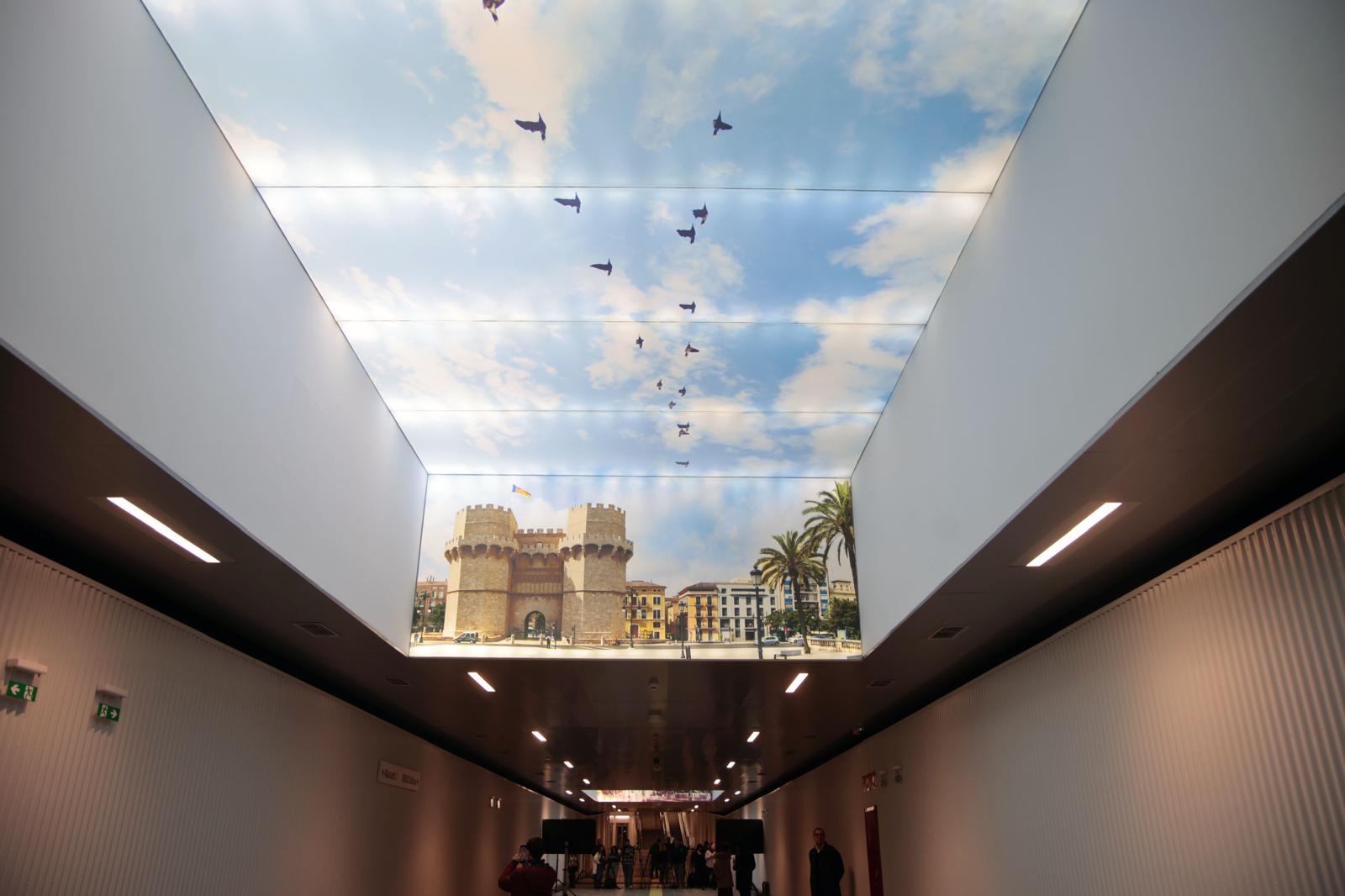 Túnel de vianants Metrovalencia entre Alacant i Xàtiva