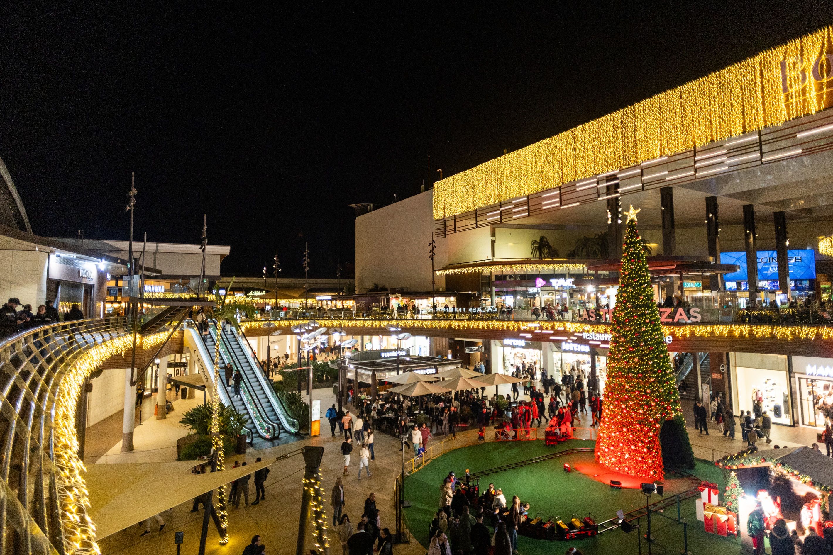 Centre Comercial Bonaire en Nadal