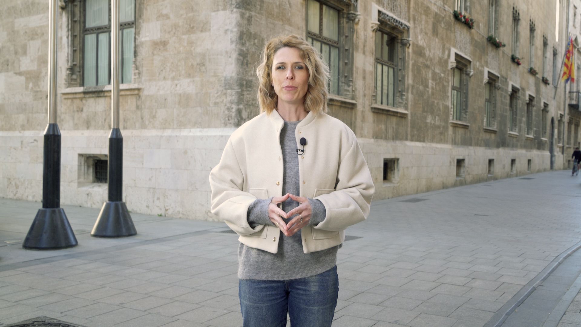 Jose Sáez, presentadora de Zoom