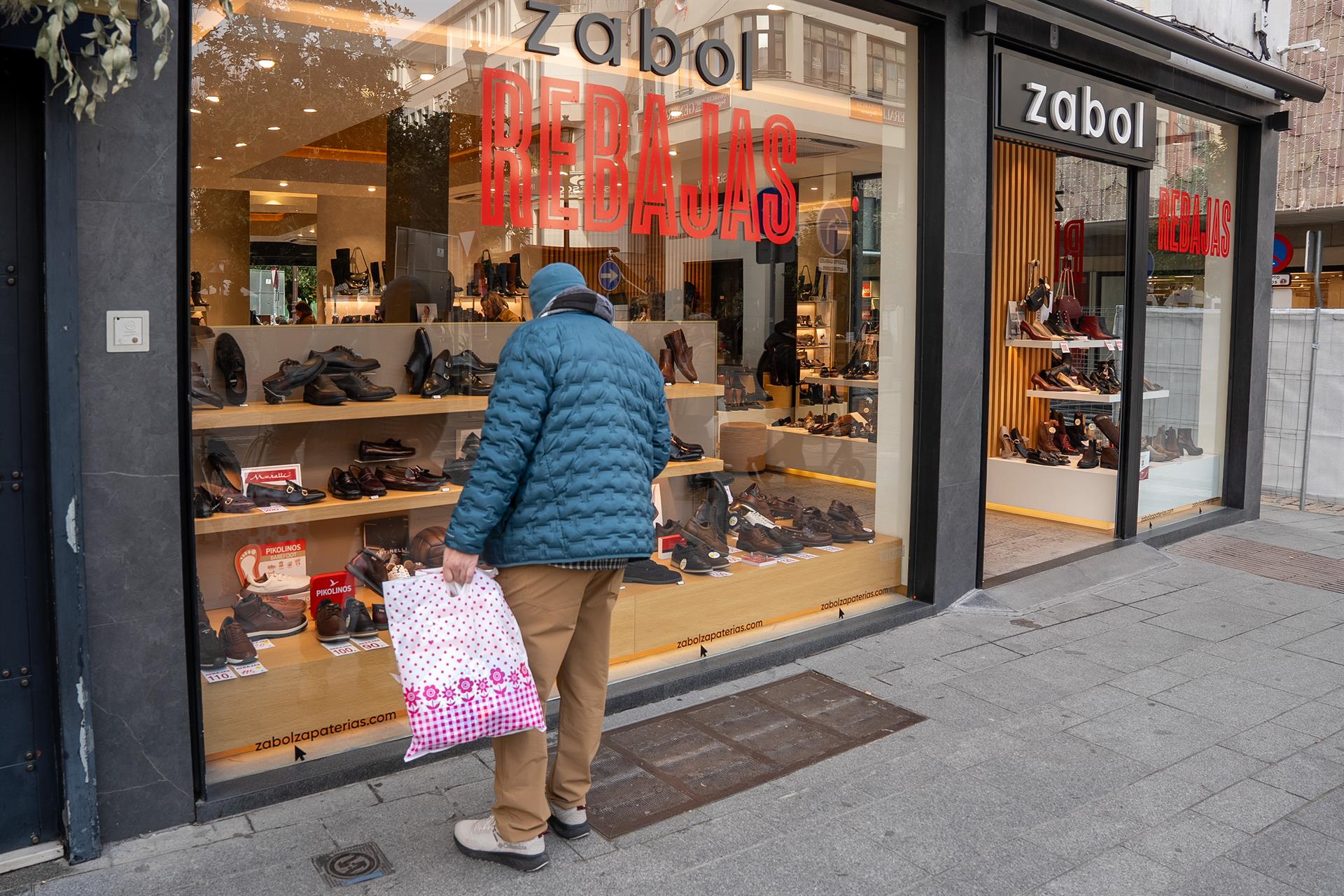 Imatge de comerços en rebaixes - Eduardo Briones - Europa Press