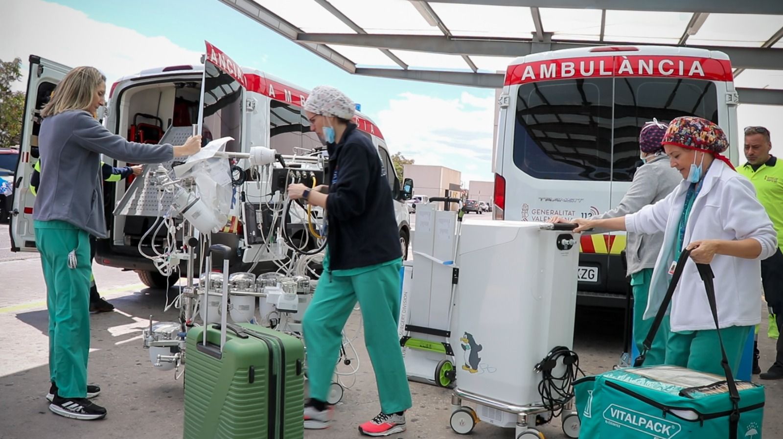 Procés de transport d'òrgans per al seu trasplantament