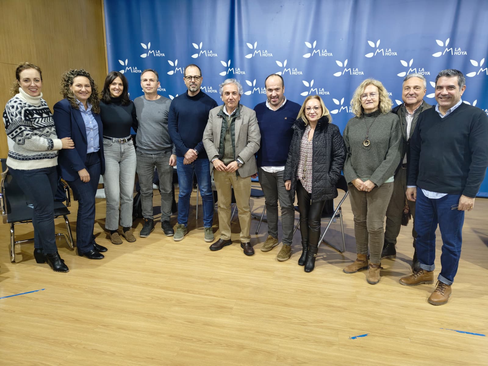 El comissionat per a la Recuperació juntament amb els alcaldes i alcaldesses dels municipis de Chera, Caudete, Buñol, Godelleta, Alborache, Macastre, Dos aigües, Chiva, Villar, Gestalgar, Pedralba, Titaguas, Chulilla, Bugarra, Sot de Chera i Benagéber