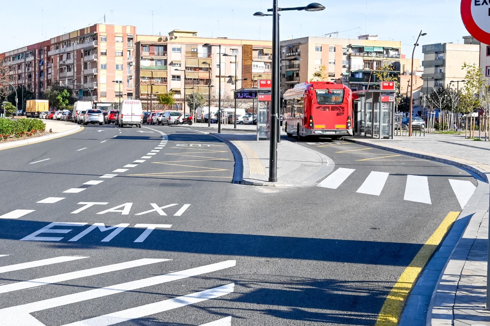 Carril EMT taxi Serradora 