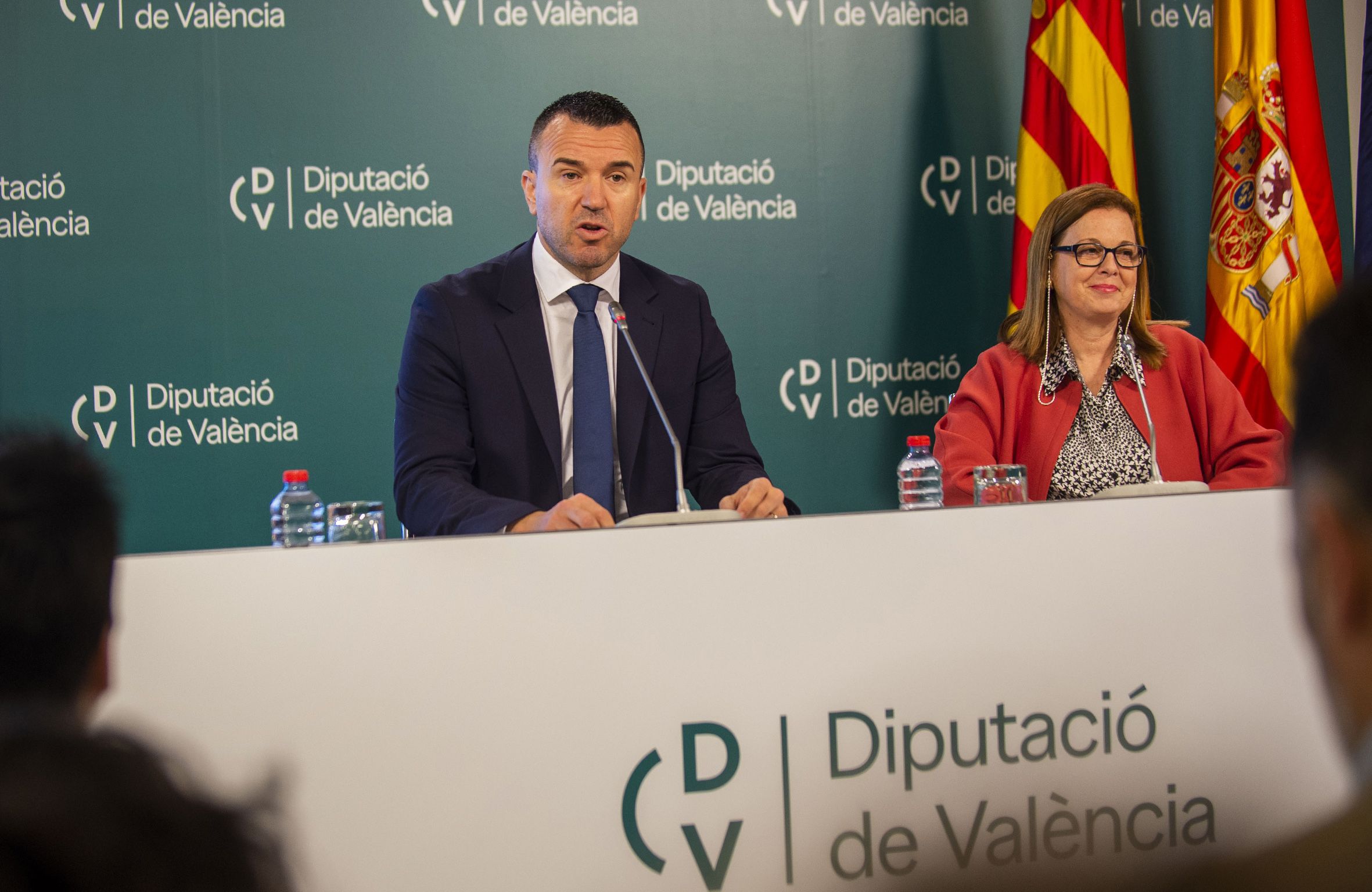 El president de la *Diputació de València, Vicent Mompó, i la vicepresidenta segona i diputada de Personal, Reme Mazzolari