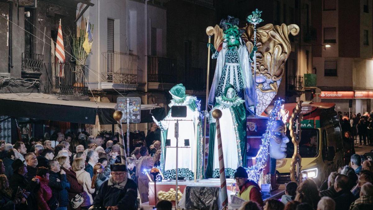 Desfilada de Carnestoltes en Castelló Desfilada de Carnestoltes en Castelló