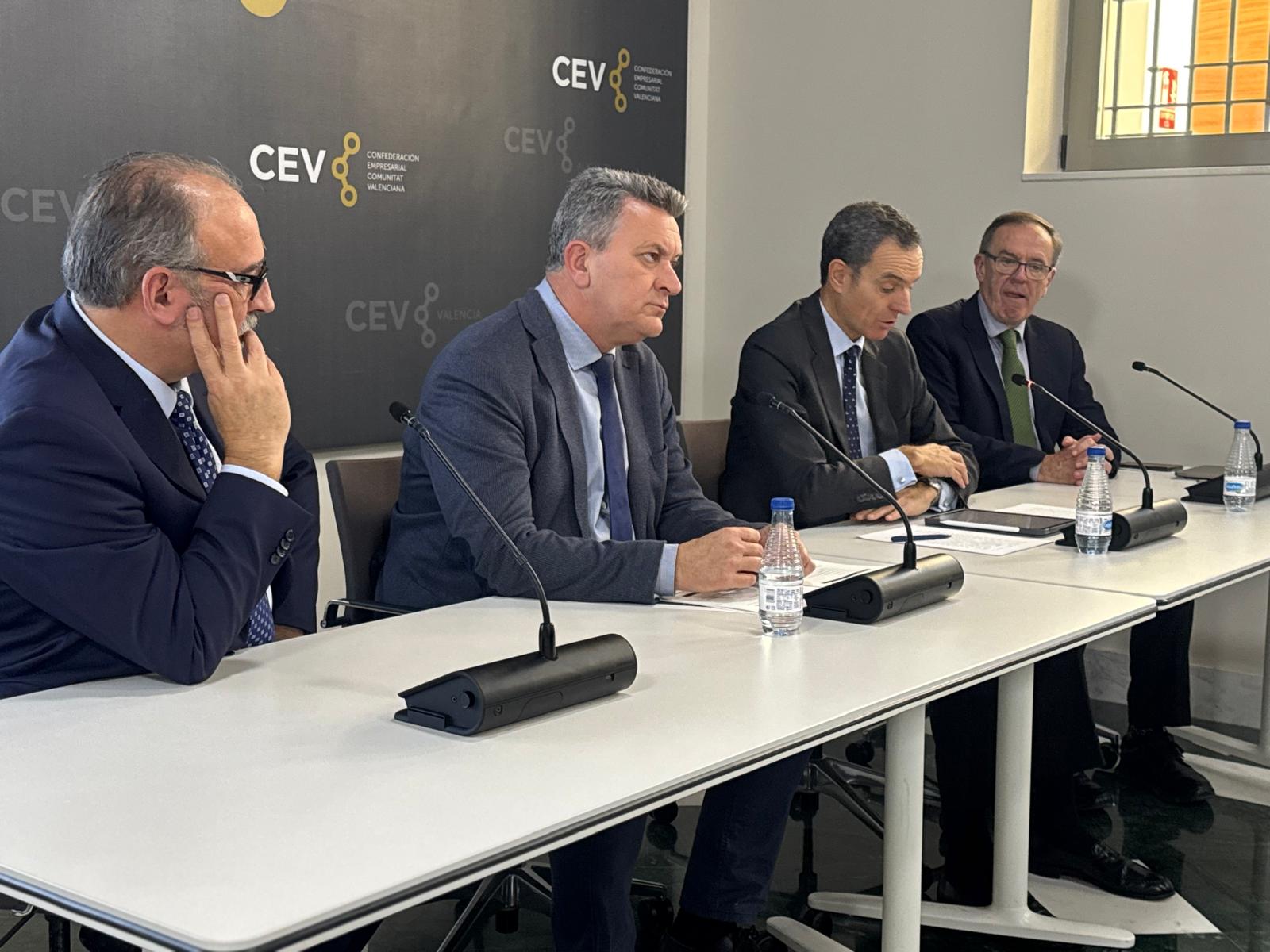 Martínez Mus en l'assemblea de l'Associació Empresarial de Transport de Viatgers