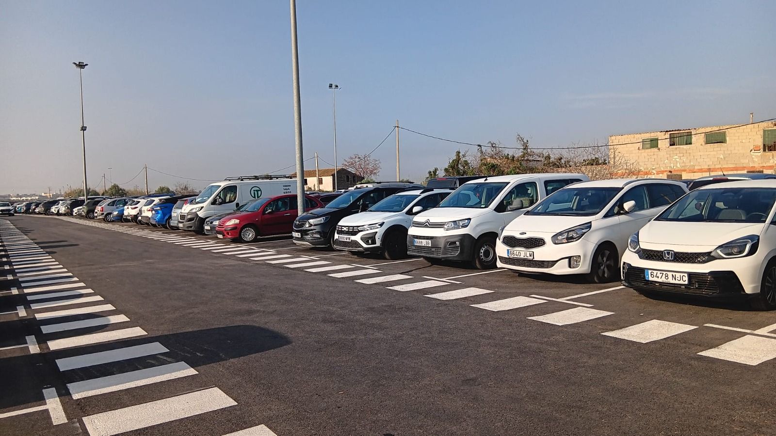 aparcamiento gratuito disuasorio de la nueva estación de València Sud aparcamiento gratuito disuasorio de la nueva estación de València Sud