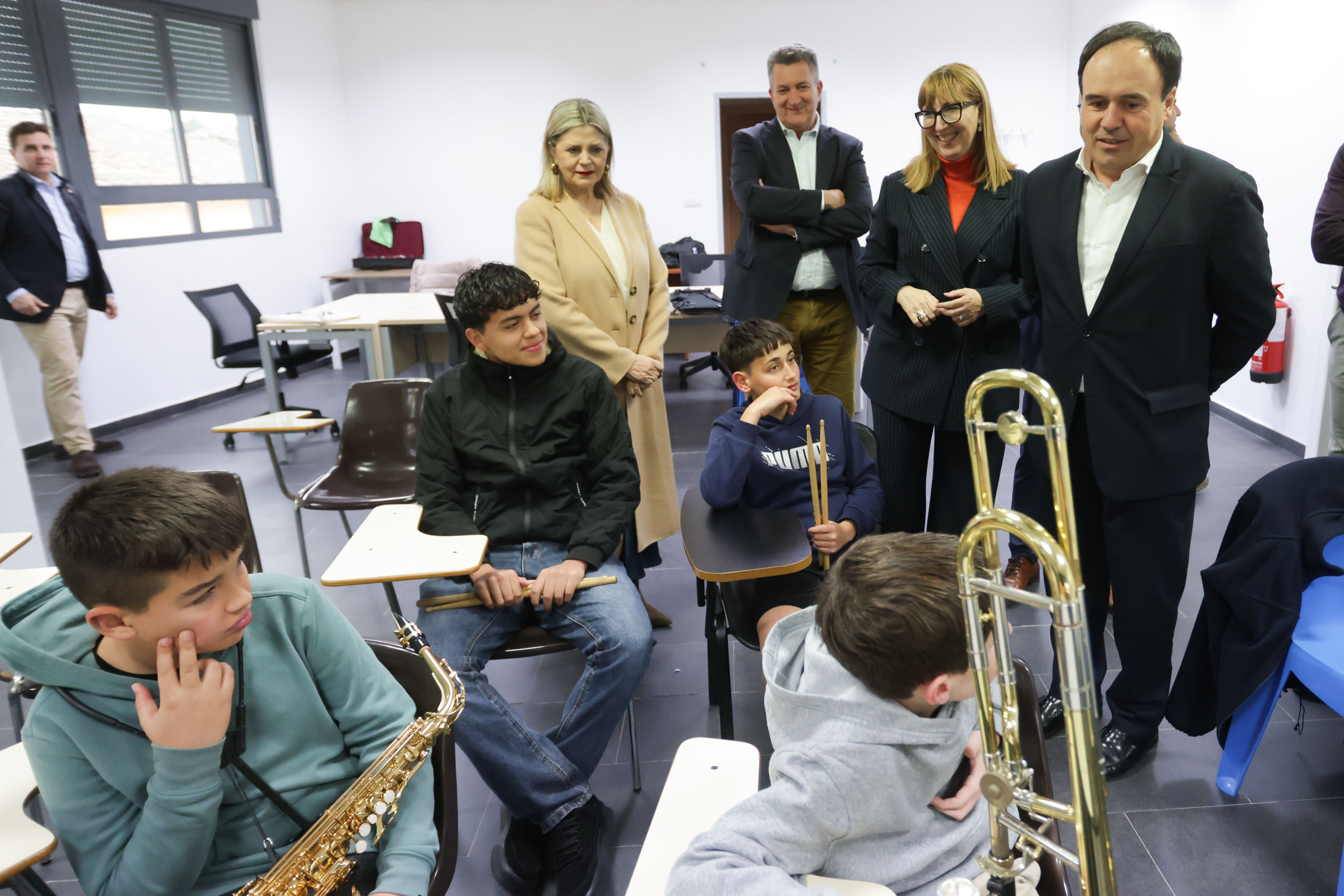 GVA VISITA UNION MUSICAL CHILCHES 19 GVA VISITA UNION MUSICAL CHILCHES 19