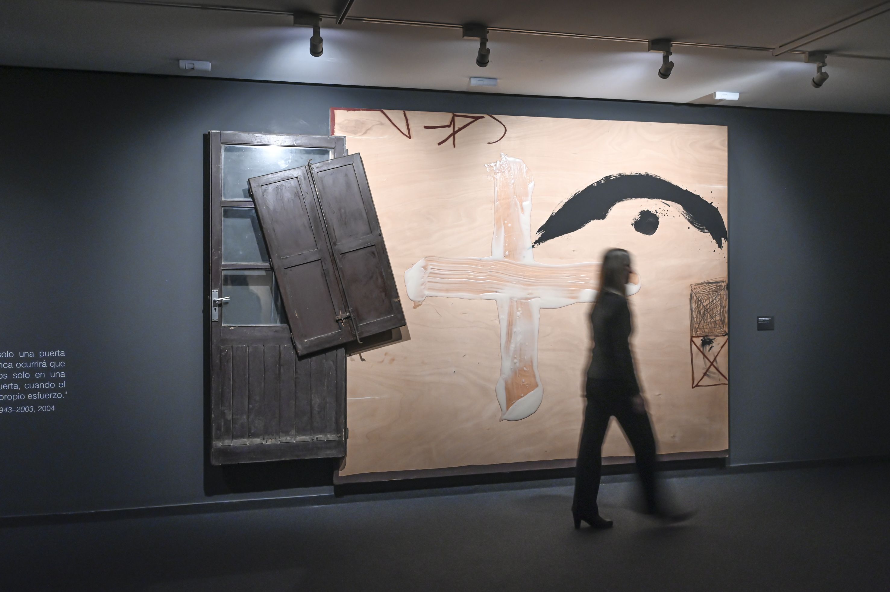 Vista exposición 'Tàpies. Última década (2002 2012)' (1)