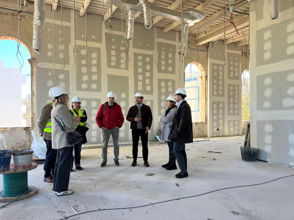 La construcció de 24 nou centres, els quals són residències i centres de dia La construcció de 24 nou centres, els quals són residències i centres de dia