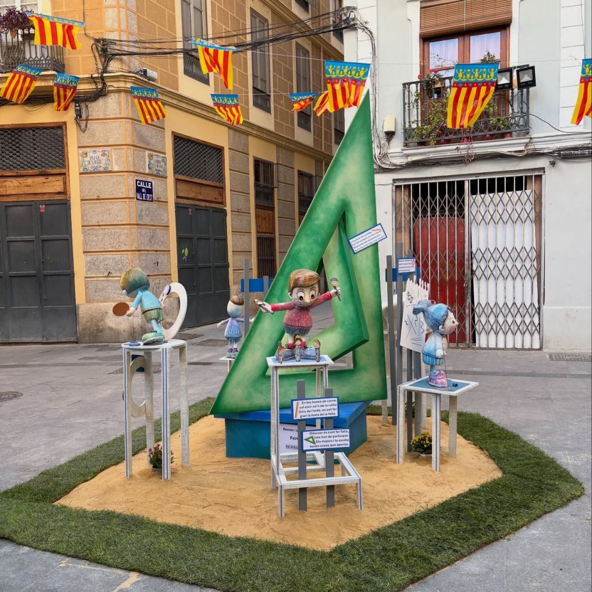 Falla Plaça de l’Àngel